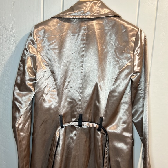 Brandon Thomas Platinum Trench Coat - Picture 9 of 11